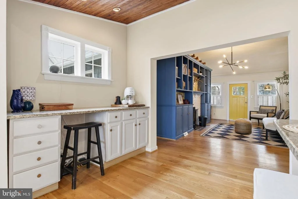 Photo of 1446 RIDGEWAY