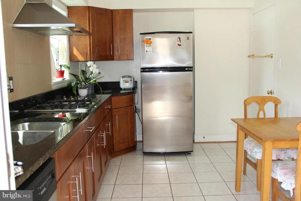 Photo of 6514 FAIRLAWN DRIVE