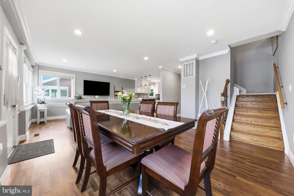 Photo of 1313 POPLAR AVENUE