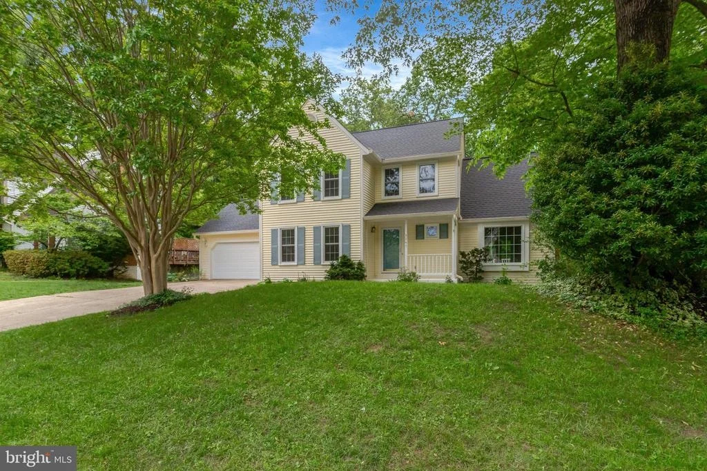 Photo of 9241 NORTHEDGE DRIVE