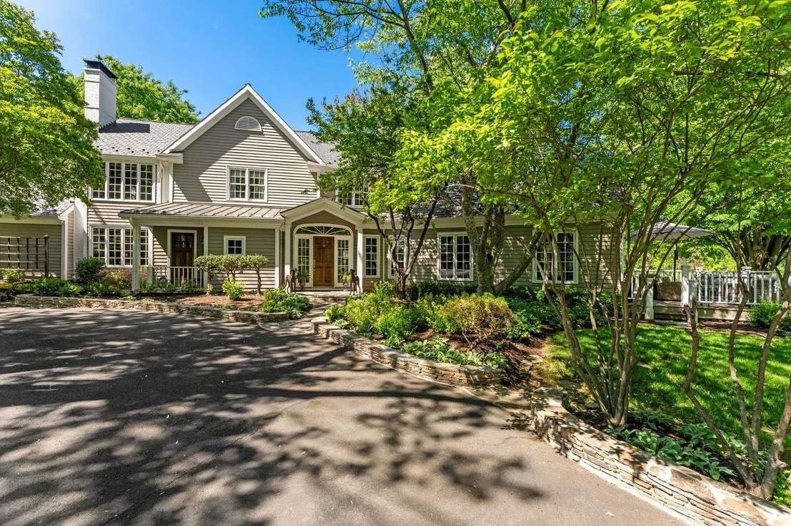Photo of 23559 PARSONS ROAD