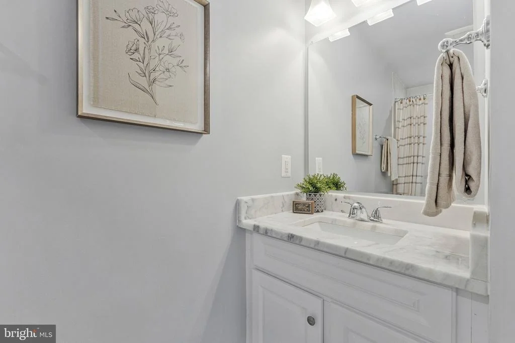 Photo of 8611 BROOK ROAD