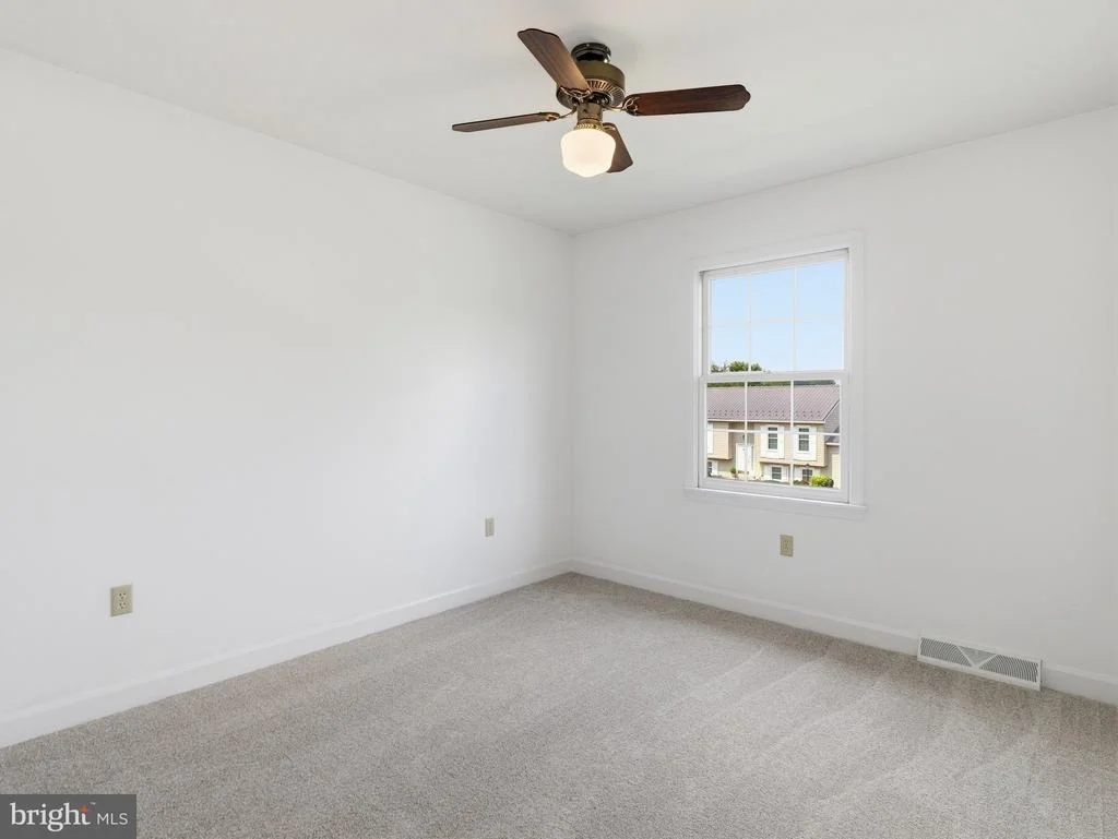 Photo of 123 SHERRIS WAY
