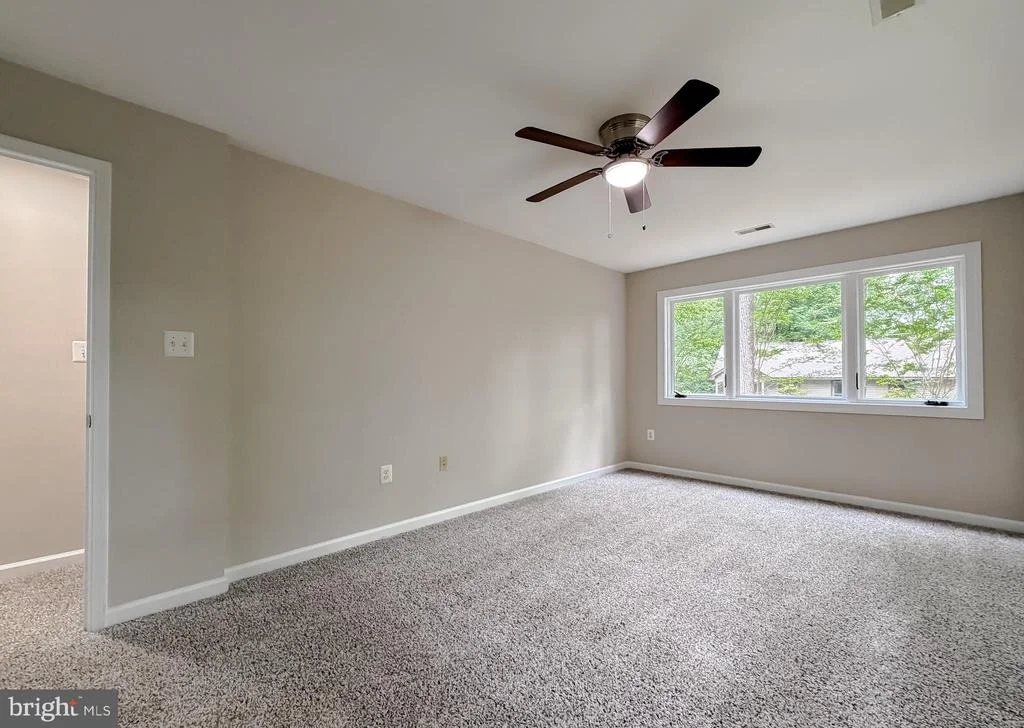 Photo of 8425 MAUSEN LANE