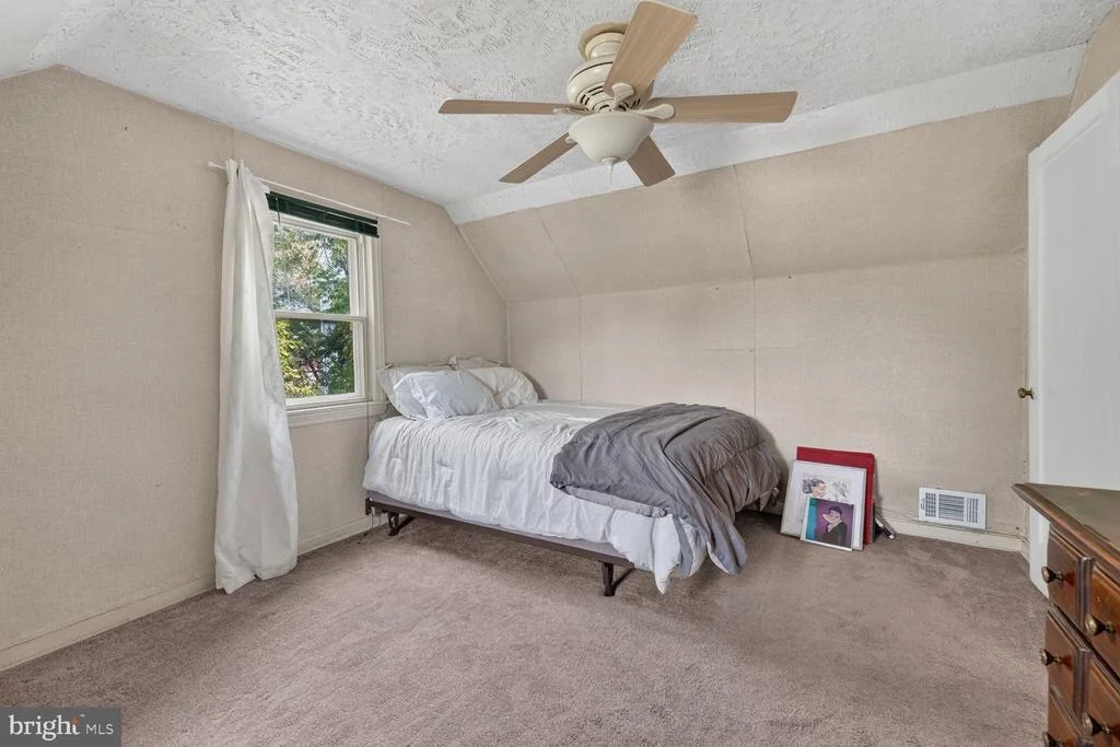 Photo of 5406 SPRING LANE