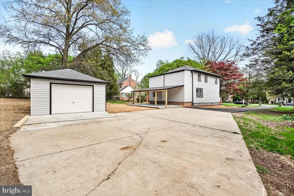 Photo of 629 WILSON PLACE