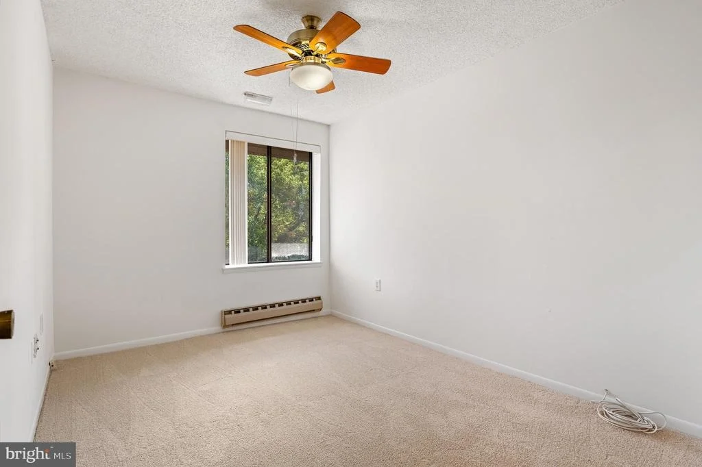 Photo of Unit 863E at 15301 PINE ORCHARD DRIVE