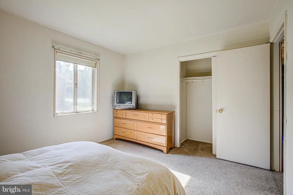 Photo of 7420 AXTON