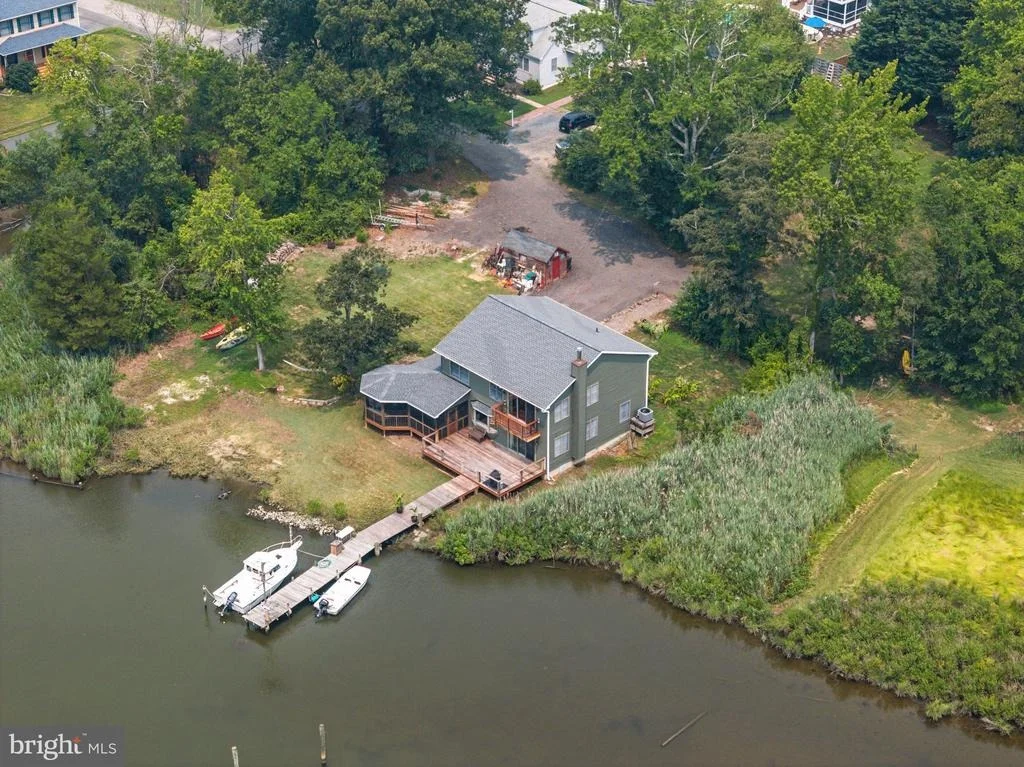 Photo of 1241 JOHNSON DRIVE
