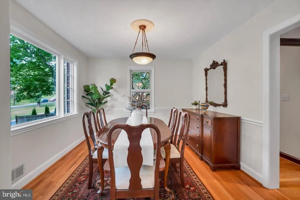 Photo of 1004 DENNIS AVENUE