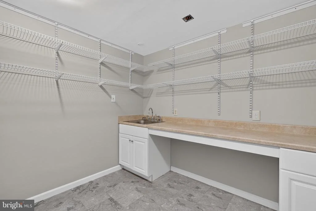 Photo of 7111 CARNATION COURT