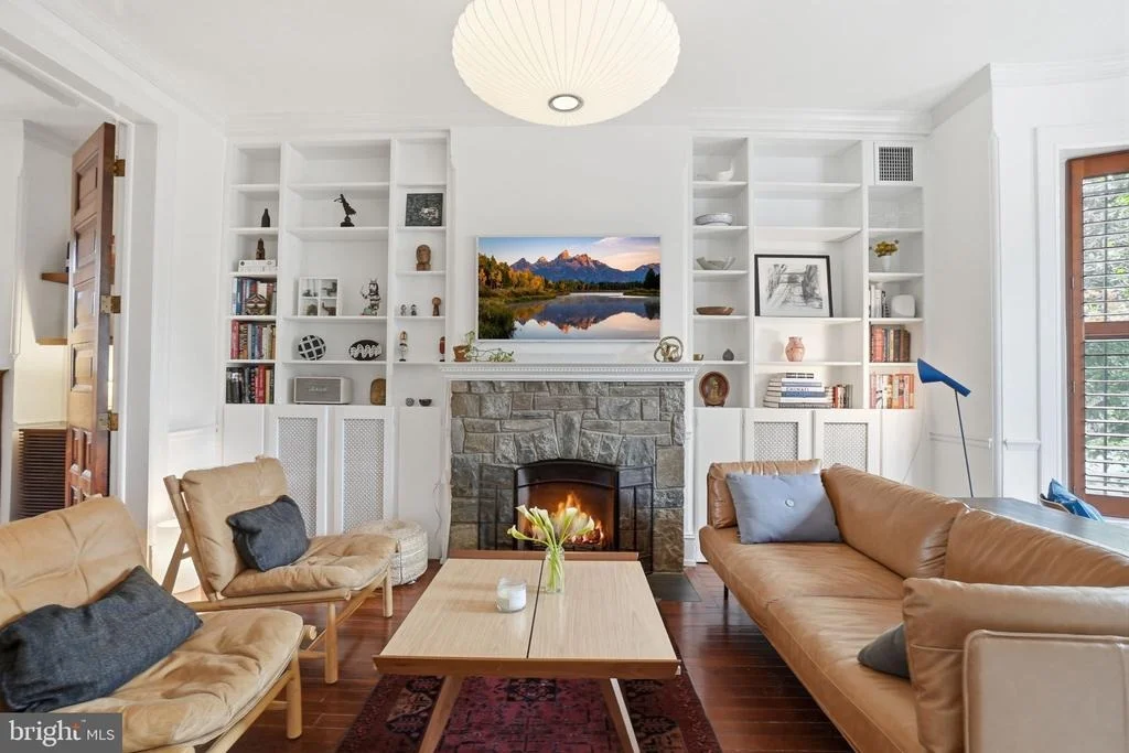 Photo of 210 8TH STREET SE