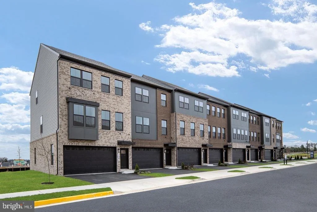 Photo of 11331 HYPATIA LOOP