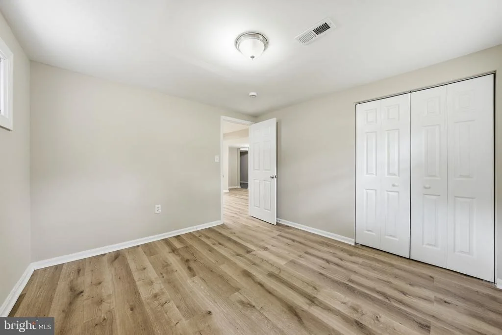 Photo of 4915 SHARON ROAD