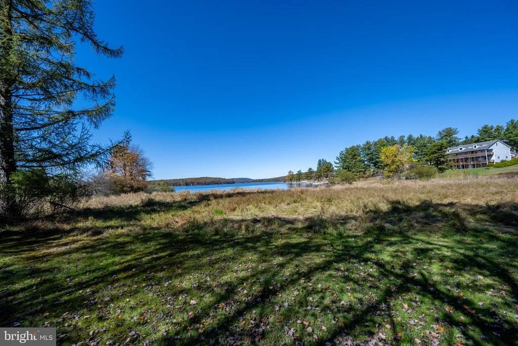 Photo of 32 HAZELHURST LANE