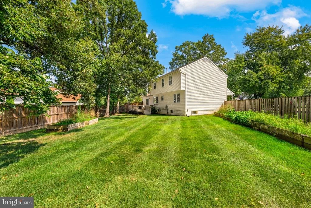 Photo of 6520 WHITE POST ROAD