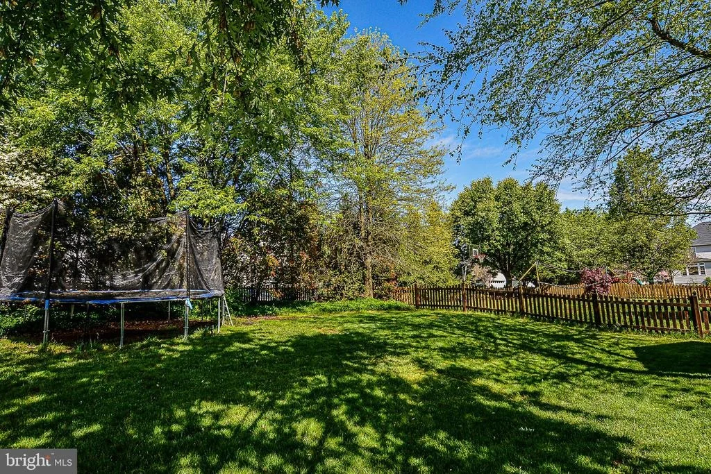 Photo of 26139 MURREY DRIVE