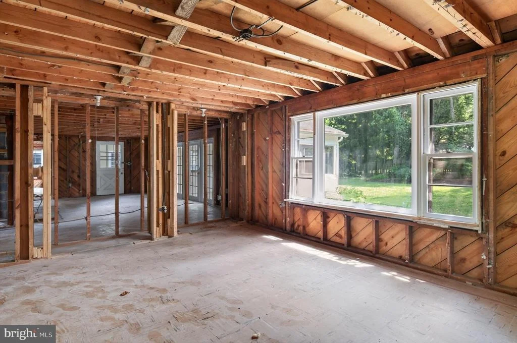 Photo of 111 WARDOUR DRIVE