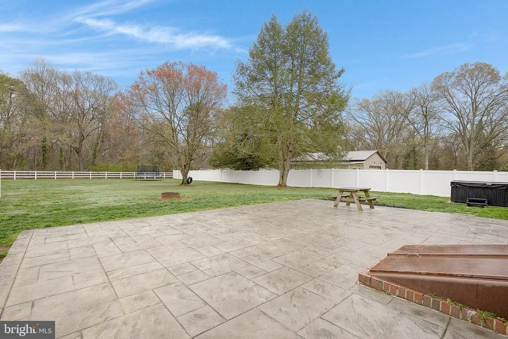 Photo of 818 CEDARCROFT DRIVE