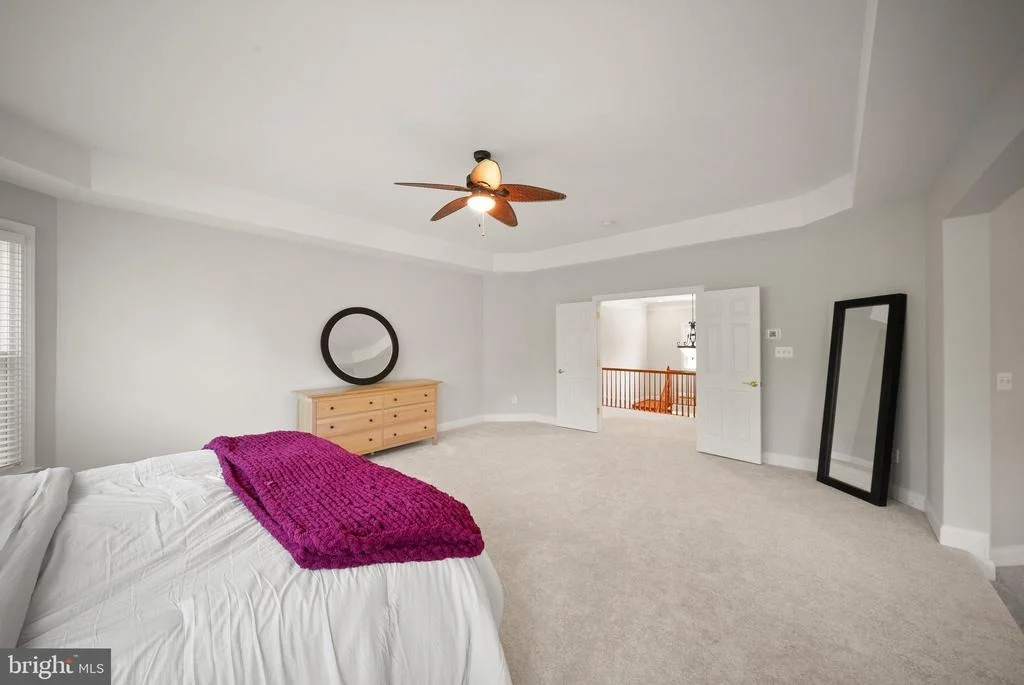 Photo of 43916 RIVERPOINT DRIVE