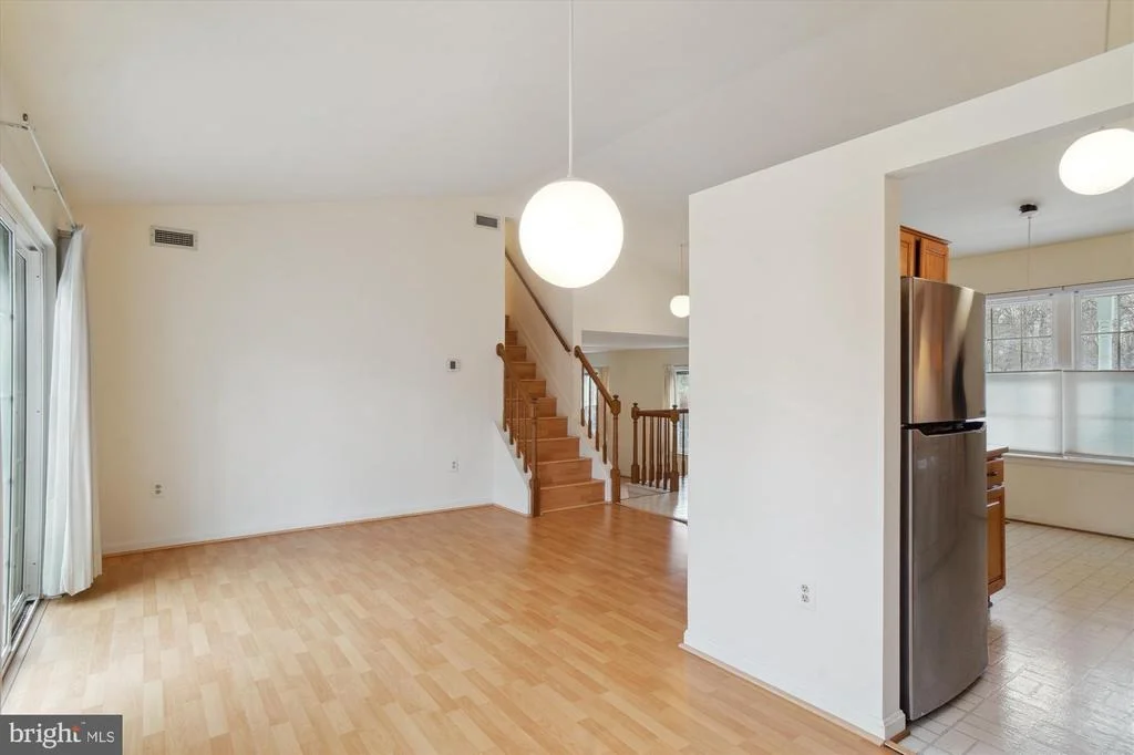Photo of 19005 HIGH POINT DRIVE