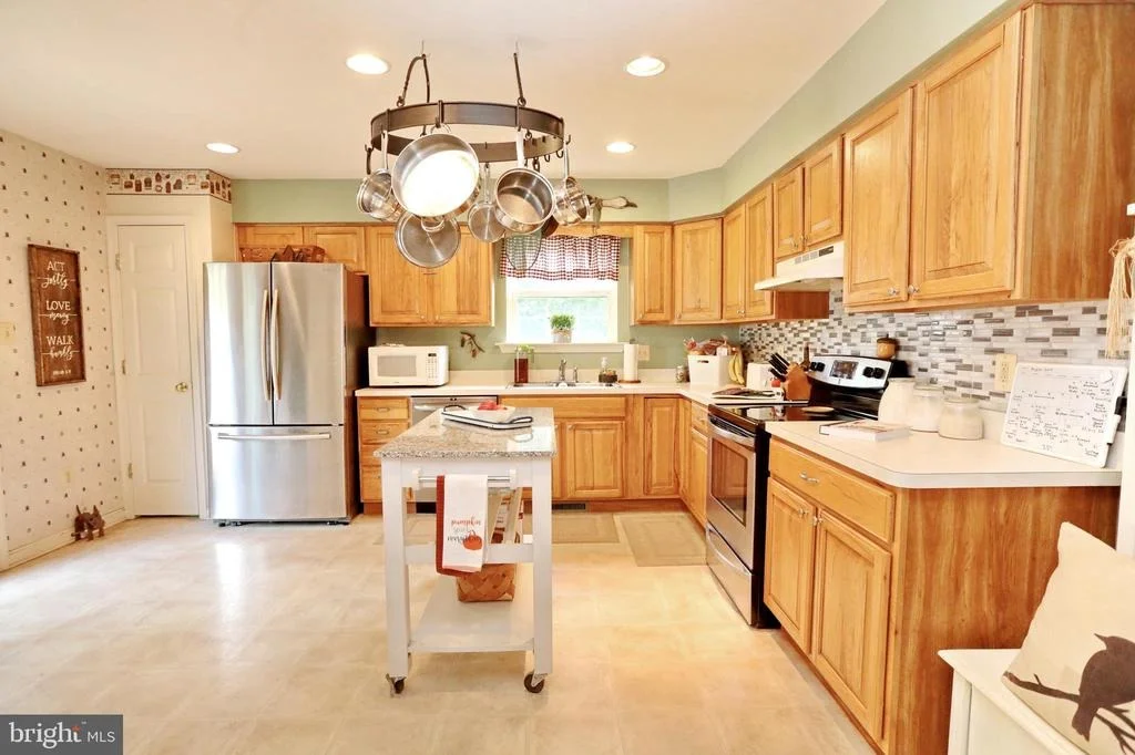 Photo of 42074 STARLIGHT DRIVE