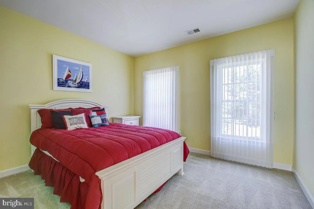 Photo of 6 GLEN EAGLES COURT