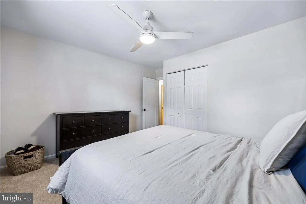 Photo of 24713 CUTSAIL DRIVE