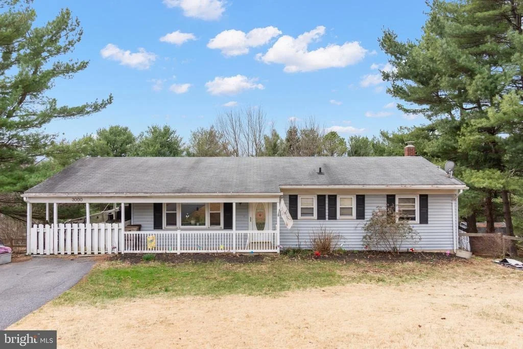 Photo of 3000 BREEZEWOOD LANE