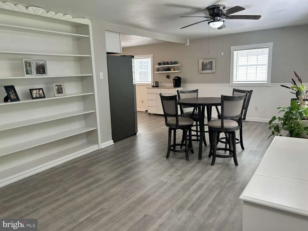 Photo of 836 SPRUCE LANE