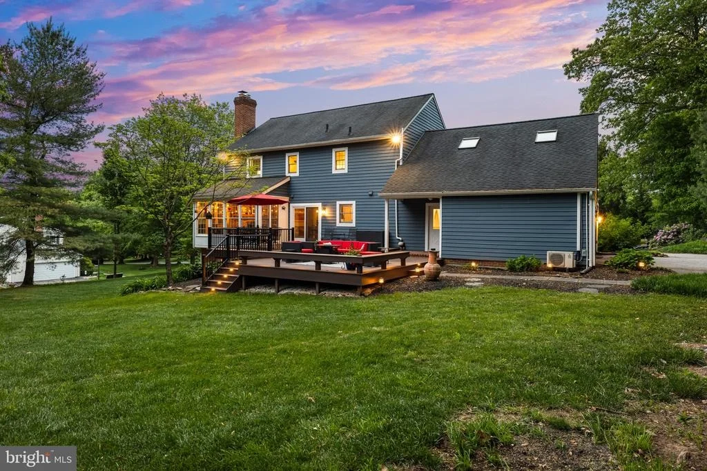 Photo of 1010 OLD BARN ROAD