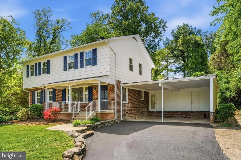 Photo of 10705 OAK PLACE