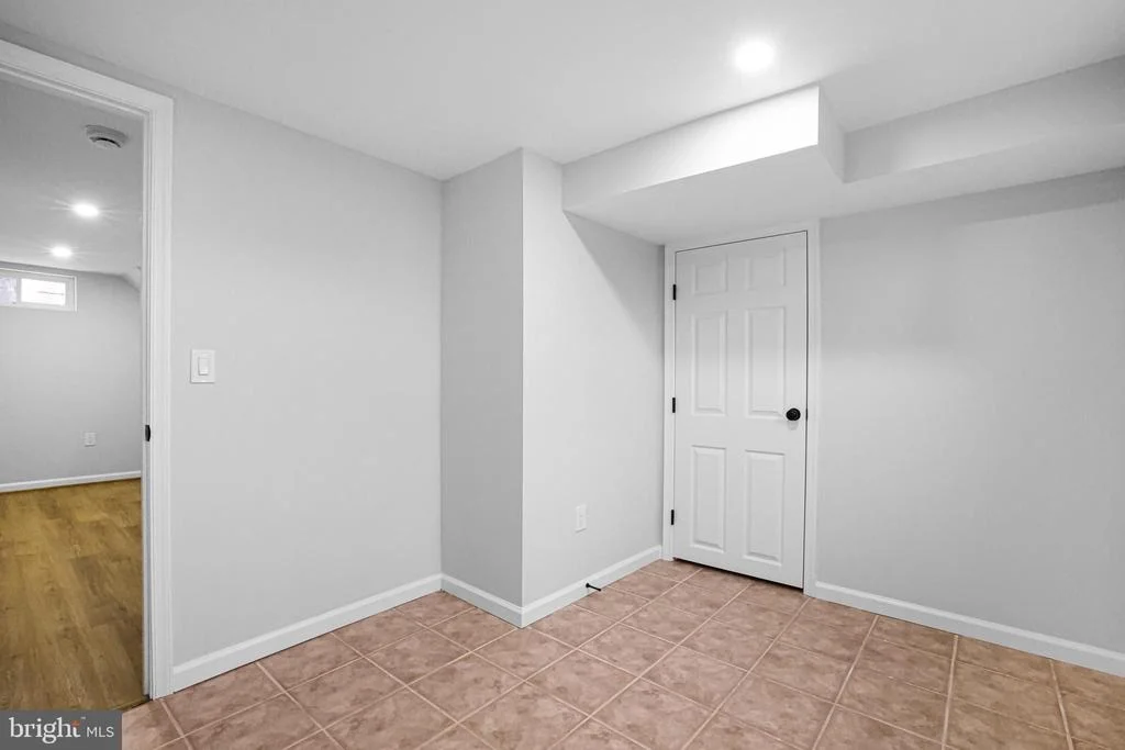 Photo of 4305 GARRETT PARK ROAD