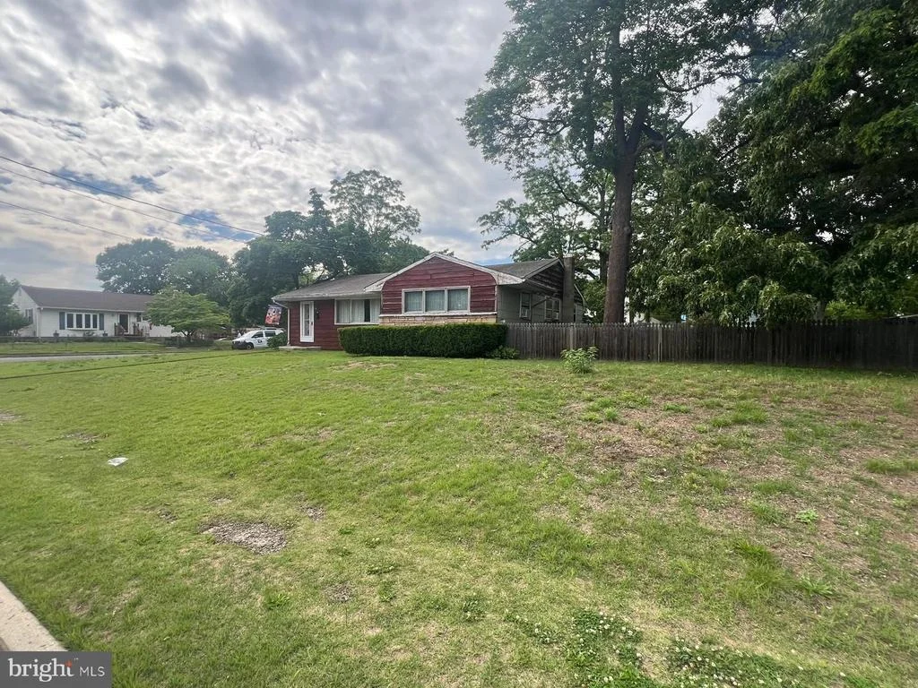 Photo of 39 LEJUNE ROAD