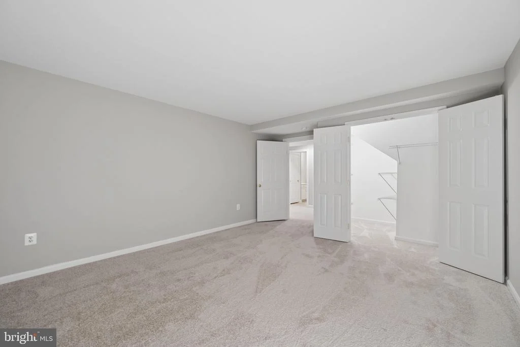 Photo of 3830 GLEN EAGLES DRIVE