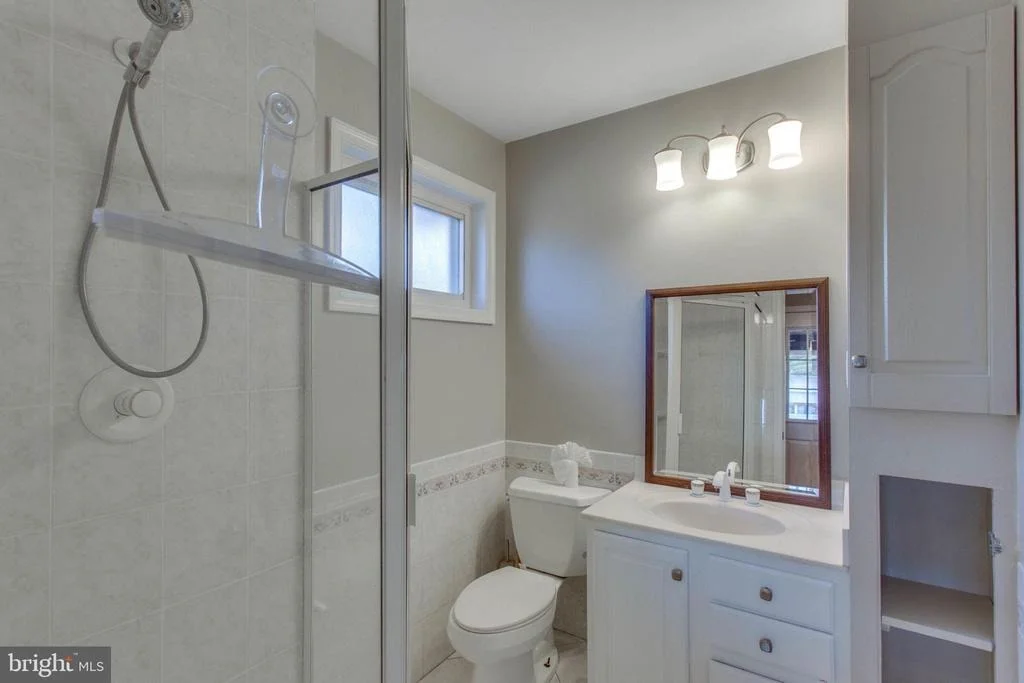 Photo of 10409 FOREST AVENUE