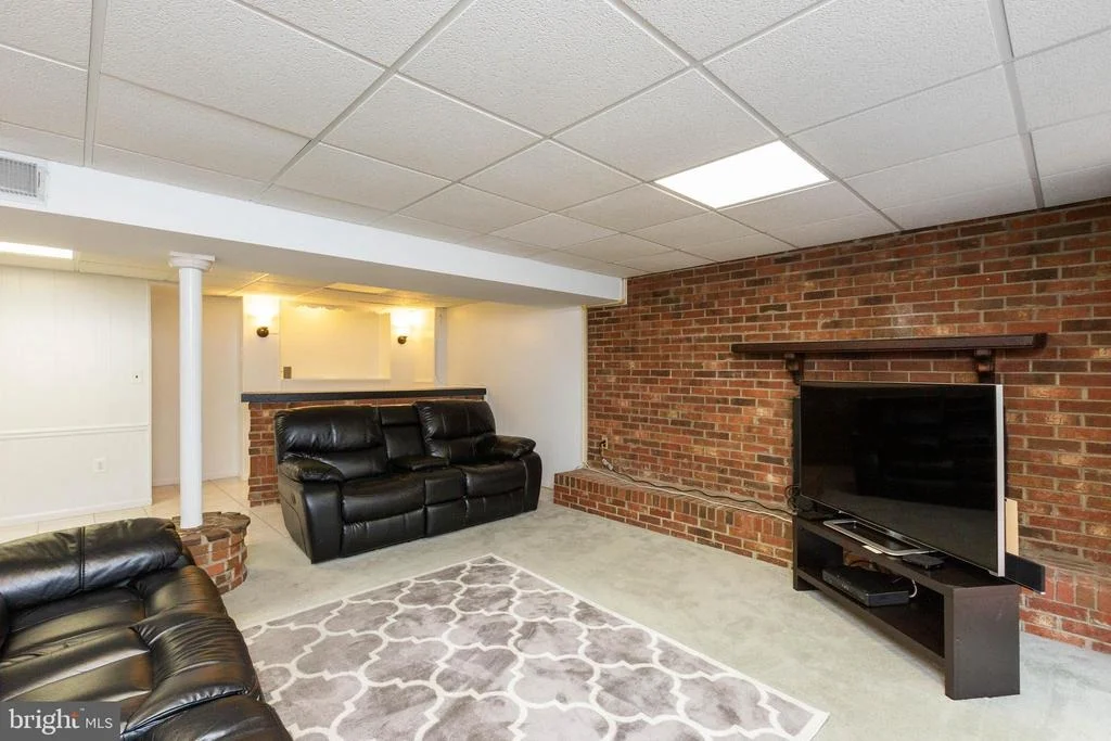 Photo of 9809 HEDIN DRIVE