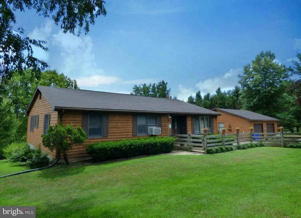 Photo of 8409 MAPLEVILLE ROAD