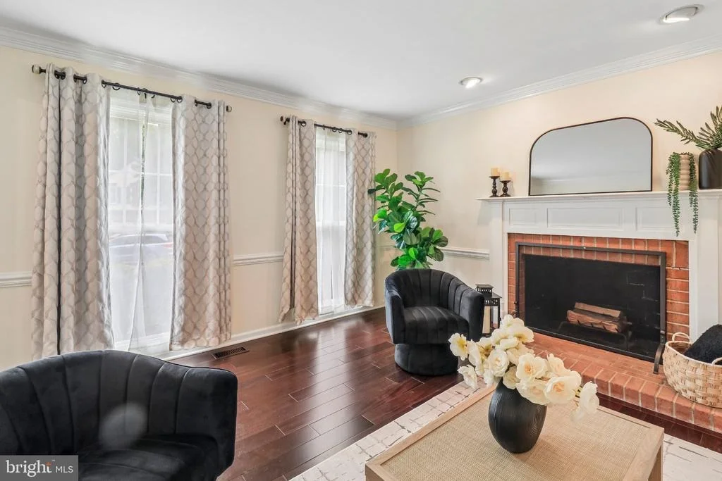 Photo of 11400 SYMPHONY WOODS LANE