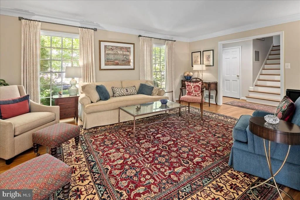 Photo of 6413 KENHOWE DRIVE