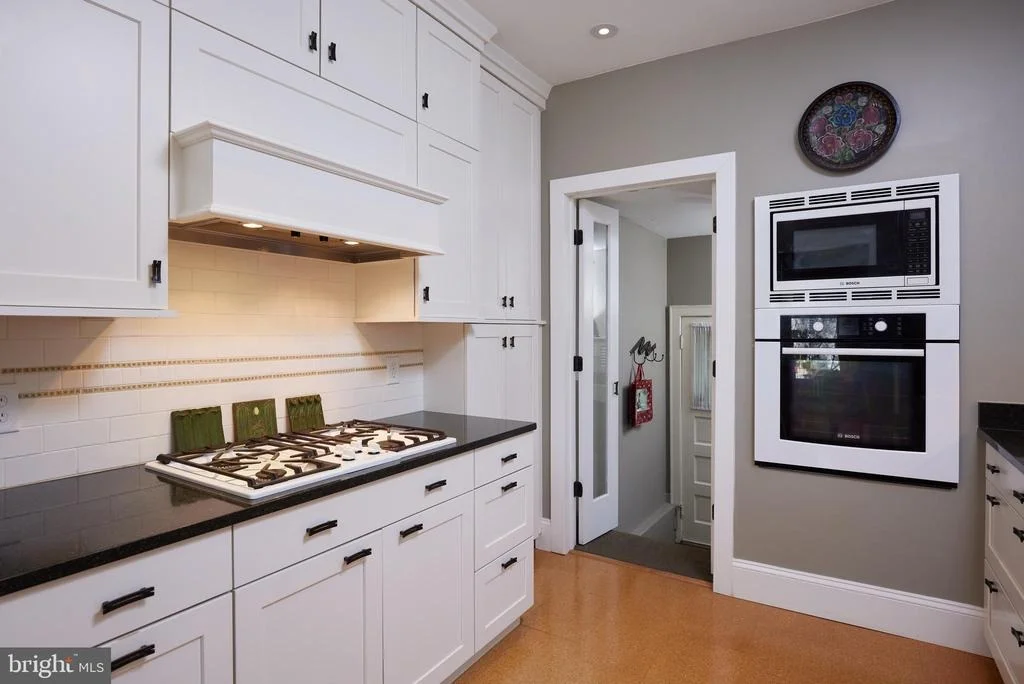Photo of 4236 RIVER ROAD NW