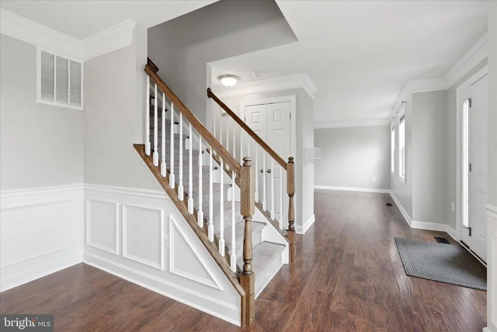 Photo of 200 FAIRWAY CIRCLE