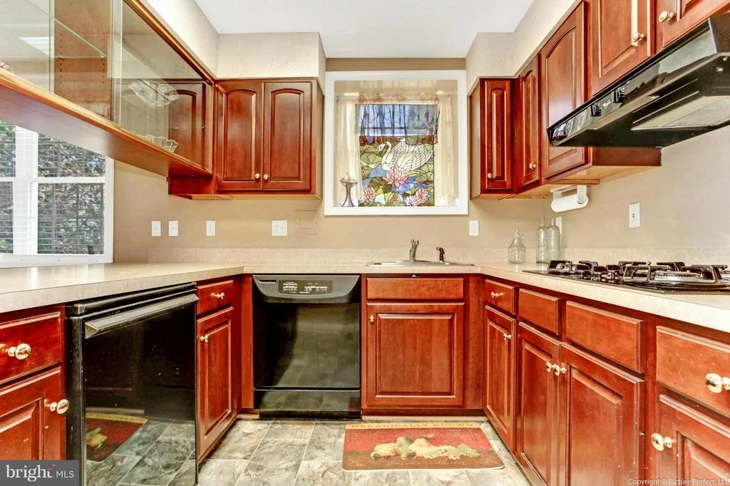 Photo of 8212 SKIPWITH DRIVE