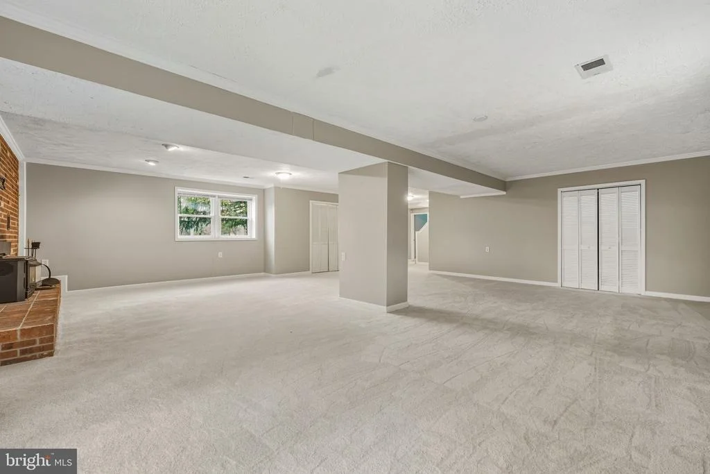 Photo of 16 INEZ WAY