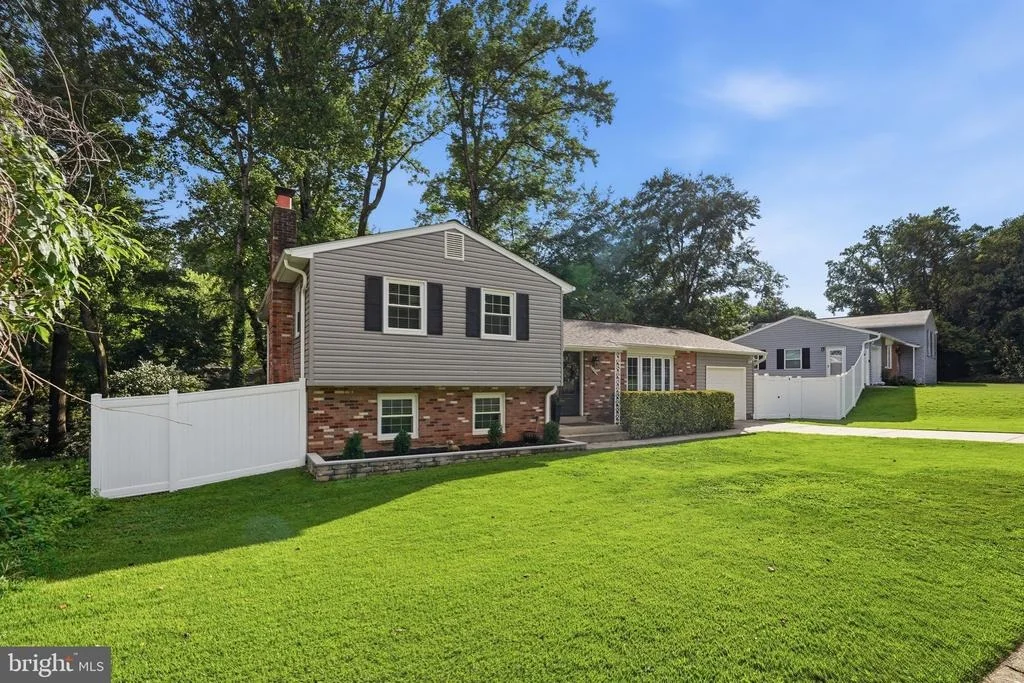 Photo of 7023 ASHBURY DRIVE
