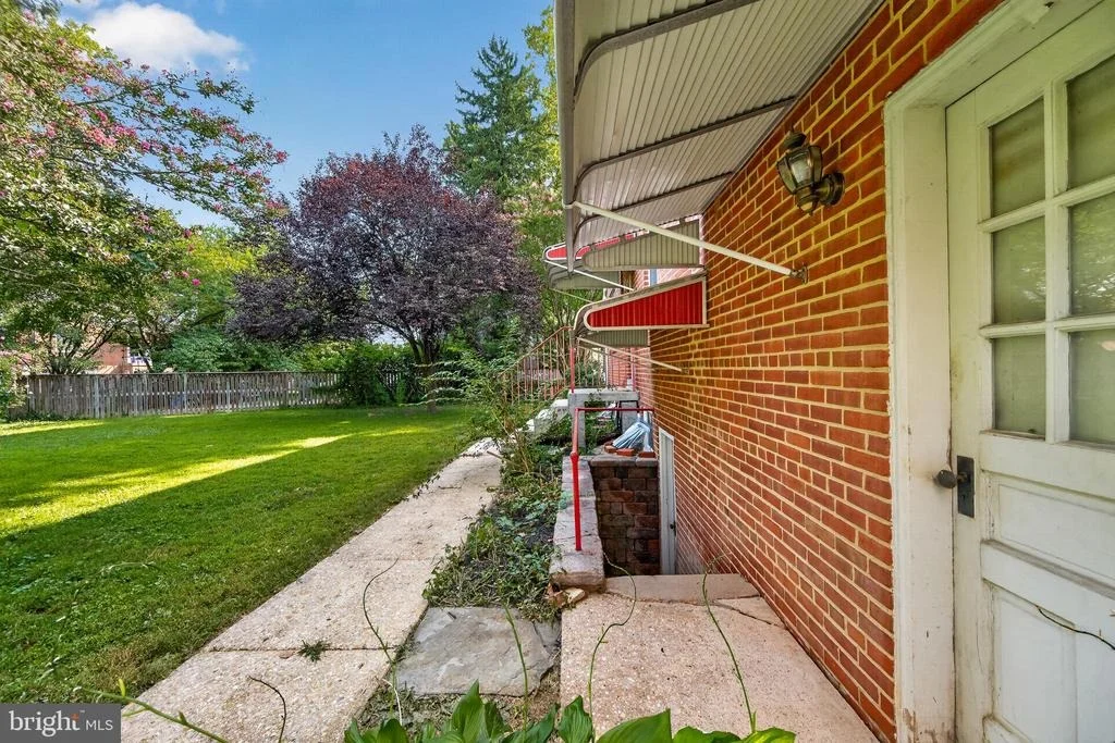 Photo of 9802 FOREST GROVE DRIVE