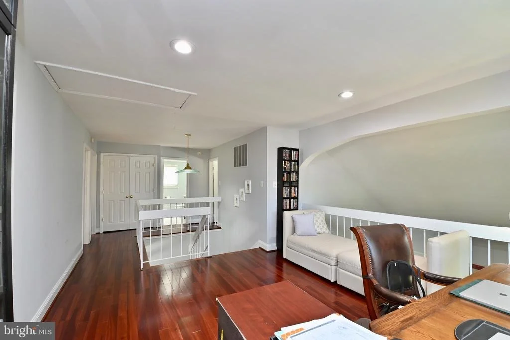 Photo of 8634 RESECA LANE