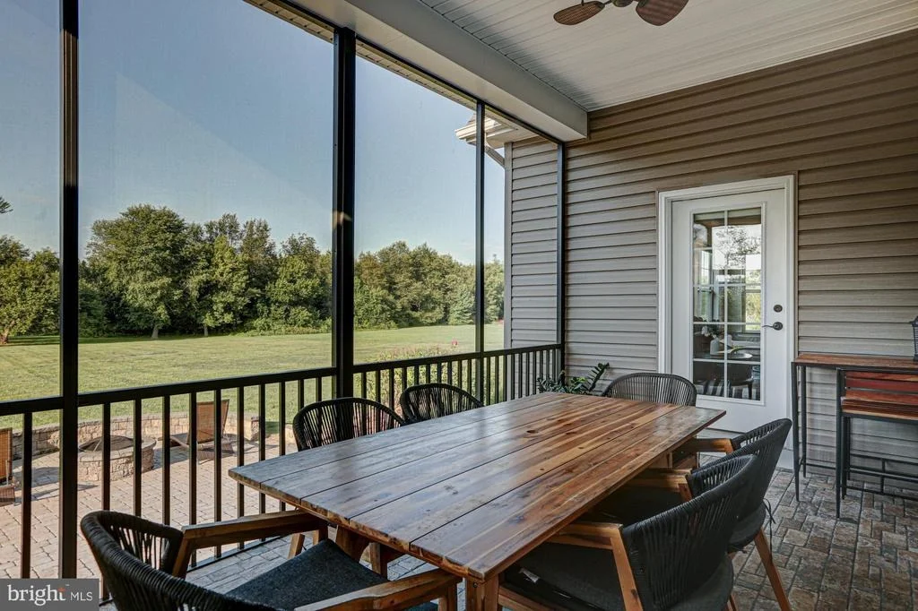 Photo of 1233 BUNKER HILL ROAD