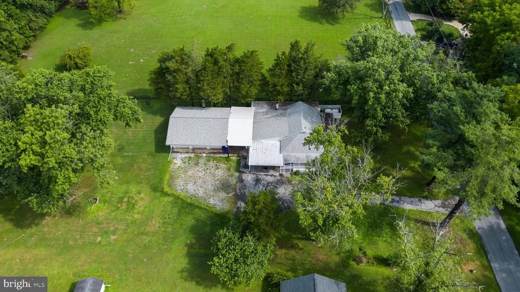 Photo of 15808 THOMPSON ROAD