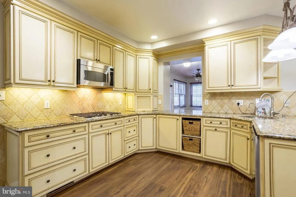 Photo of 3306 LABYRINTH ROAD